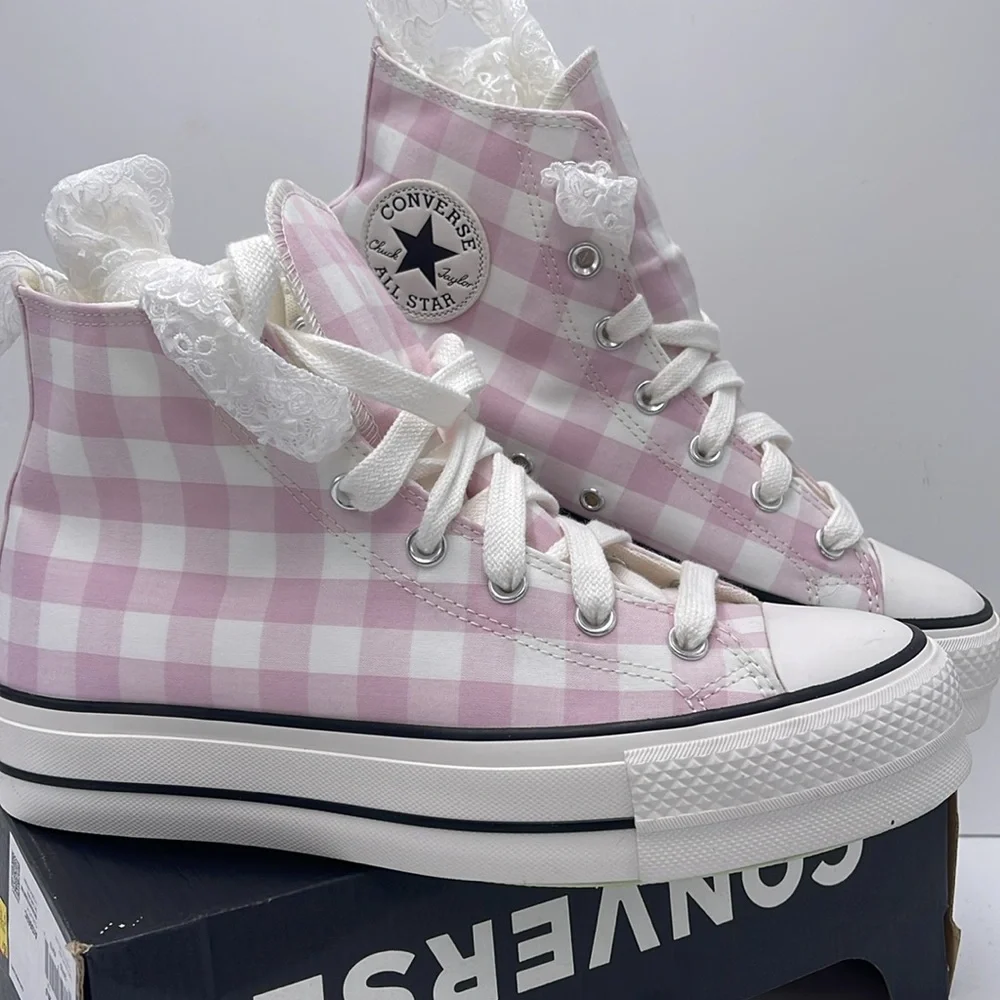 Converse WMNS Gingham High-Top Platform Sneaker A13663C
CTAS LIFT HI
SUMMIT PINK - Picture 7 of 16